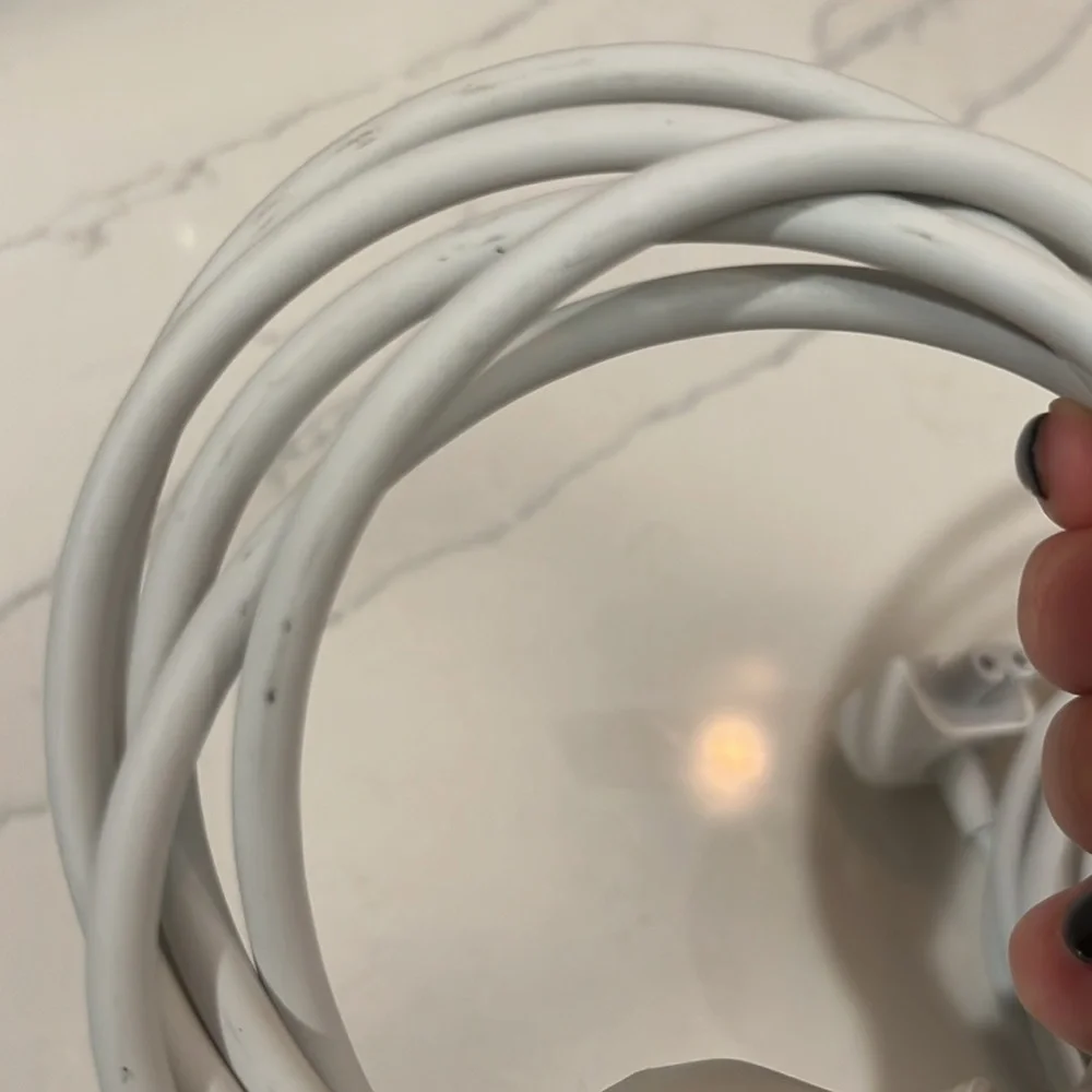 Apple extra cables